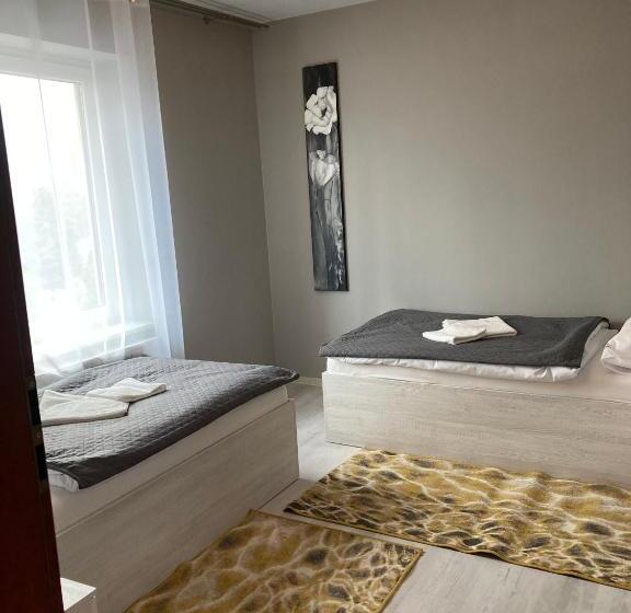 家庭套房, Restauracja  Zajazd Trzech Braci