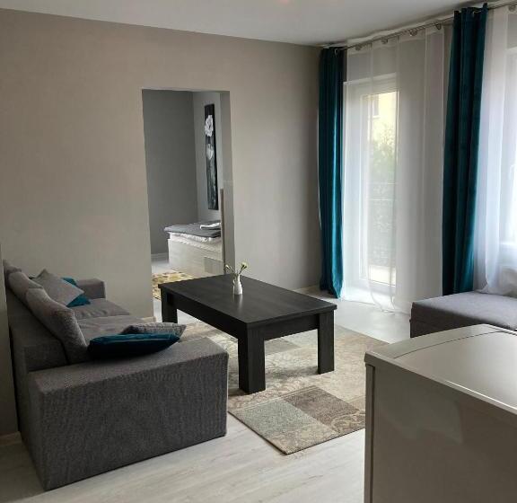 家庭套房, Restauracja  Zajazd Trzech Braci