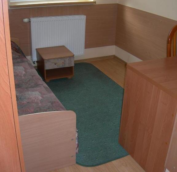 חדר סטנדרט יחיד, Zajazd Podjadek