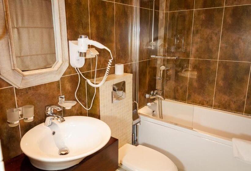 Номер Стандарт, Apartamenty Siedem Komnat Siedmiu Mistrzów