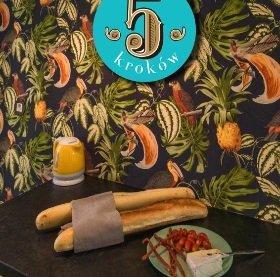 اتاق استاندارد با سرویس بهداشتی مشترک, 5 Kroków