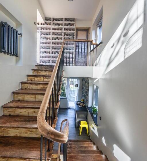 اتاق خانوادگی, 5 Kroków