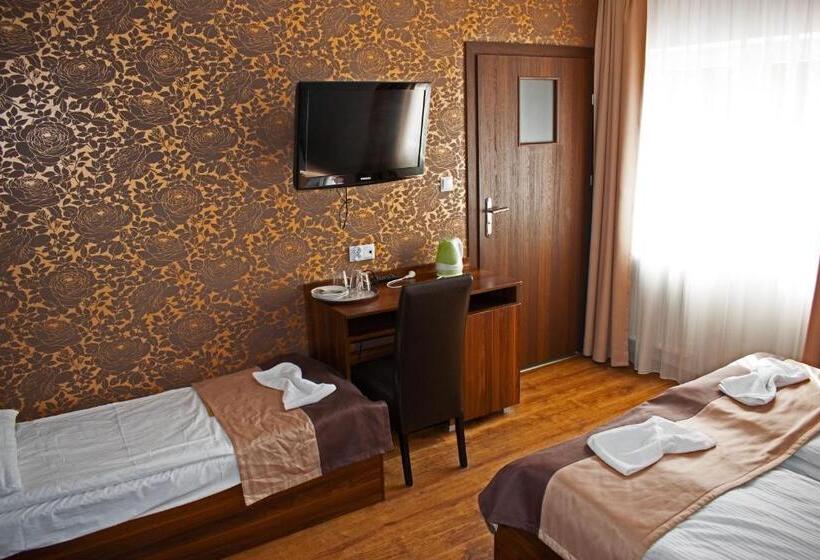 スタンダードトリプルルーム, Dom Bursztynowy