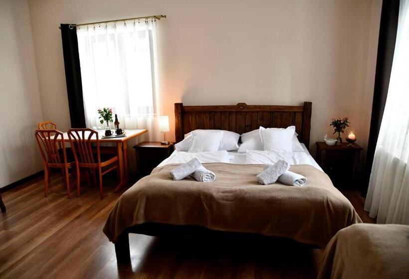 スタンダードトリプルルーム, Gościniec Pod Lubomirem