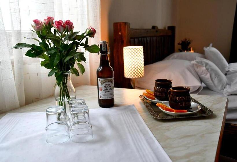 スタンダードトリプルルーム, Gościniec Pod Lubomirem