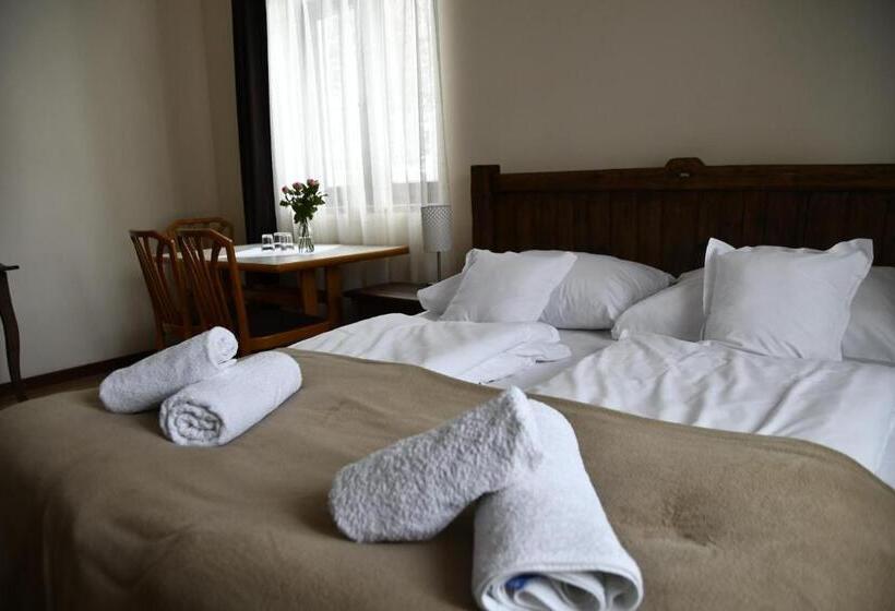 スタンダードトリプルルーム, Gościniec Pod Lubomirem