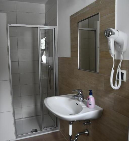 スタンダードトリプルルーム, Gościniec Pod Lubomirem