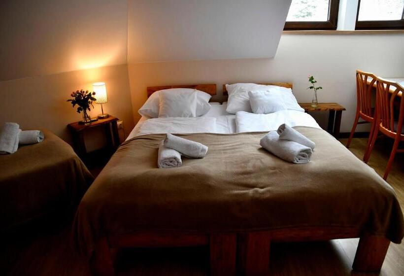 スタンダード４人部屋, Gościniec Pod Lubomirem