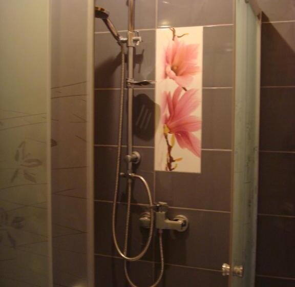 חדר משפחתי, Stara Papiernia Zielony Lasek