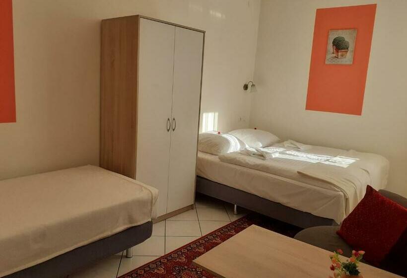 Семейный Номер, Villa Cassia