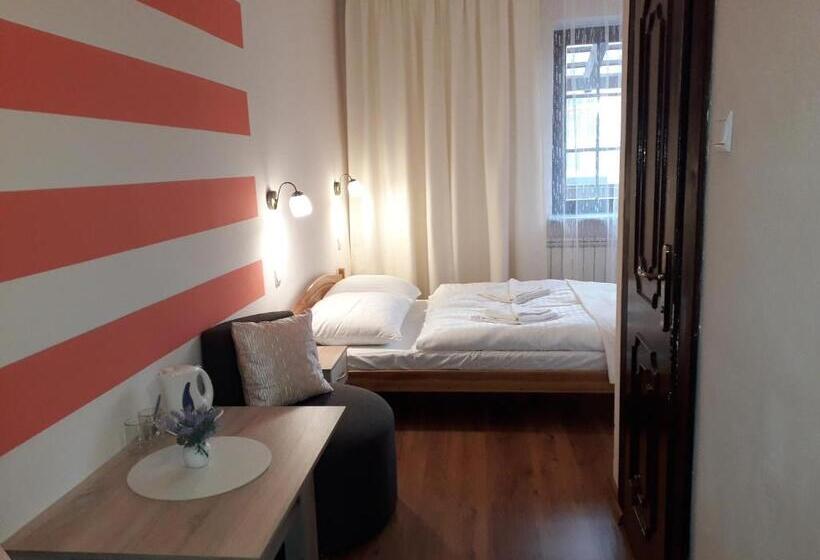 Номер Стандарт с Балконом, Villa Cassia