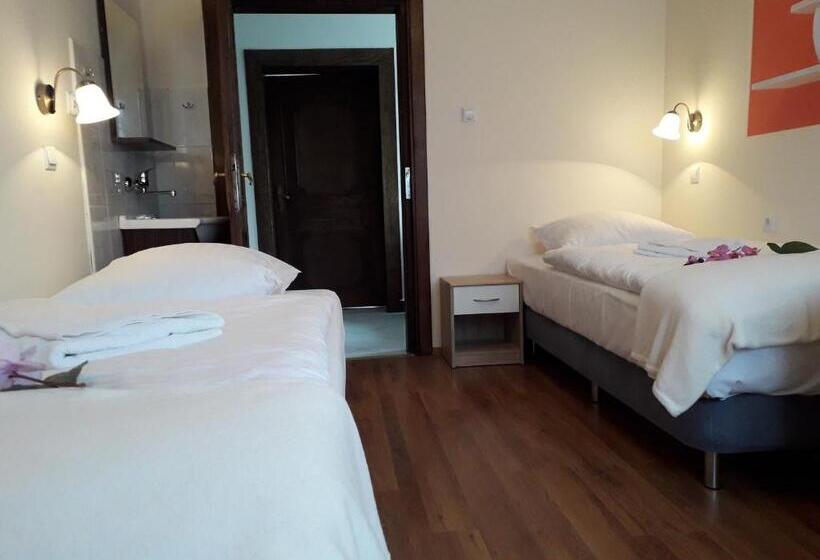 Семейный Номер, Villa Cassia