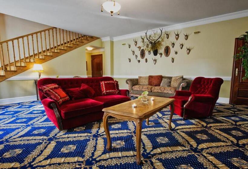 חדר יחיד בסיסי, Bursztynowy Pałac