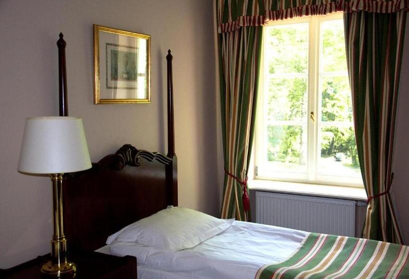 Номер Стандарт Индивидуальный, Dwór Sieraków