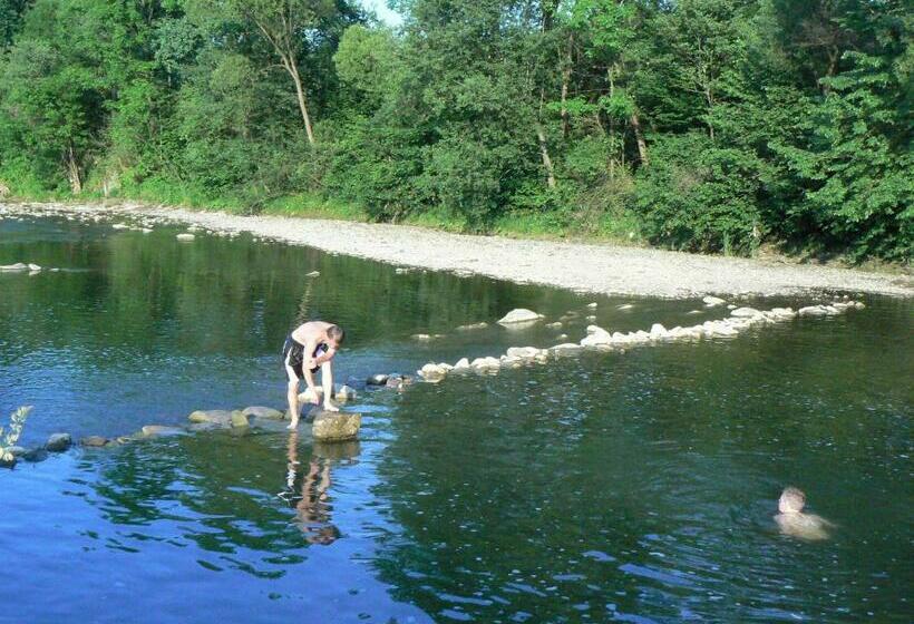 家庭工作室, Kwatera Studio Hoczew