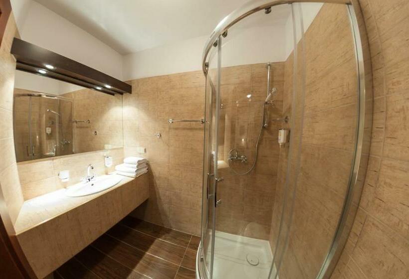 חדר סטנדרט יחיד, Stanica Kresowa Chreptiów