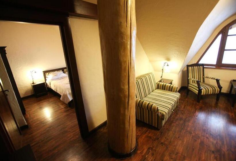 景色の見える一ベッドルームアパートメント, Stanica Kresowa Chreptiów