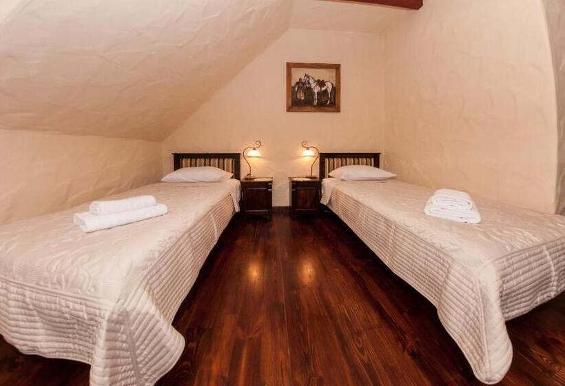 スタンダードルーム, Stanica Kresowa Chreptiów