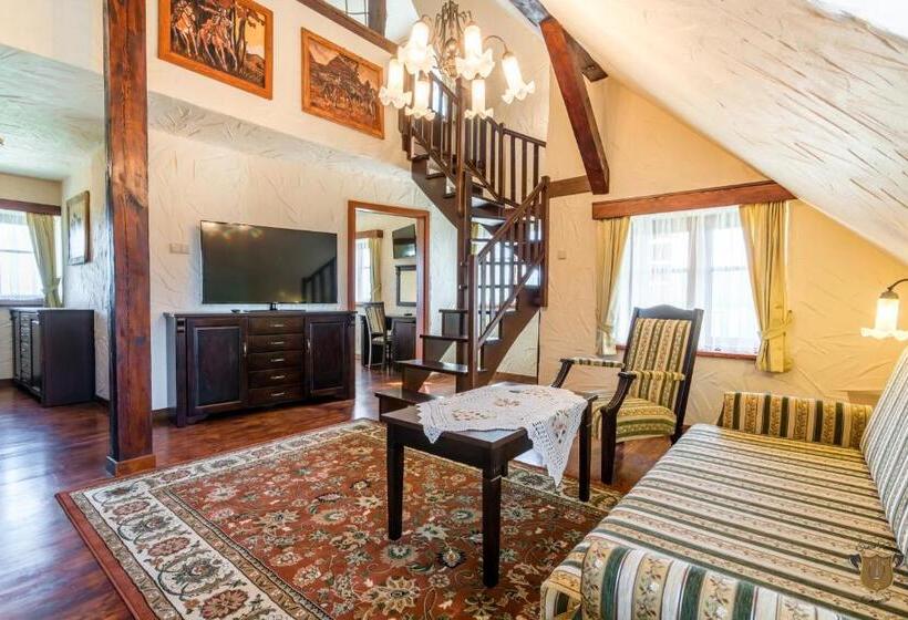 ドゥプレックスルーム, Stanica Kresowa Chreptiów