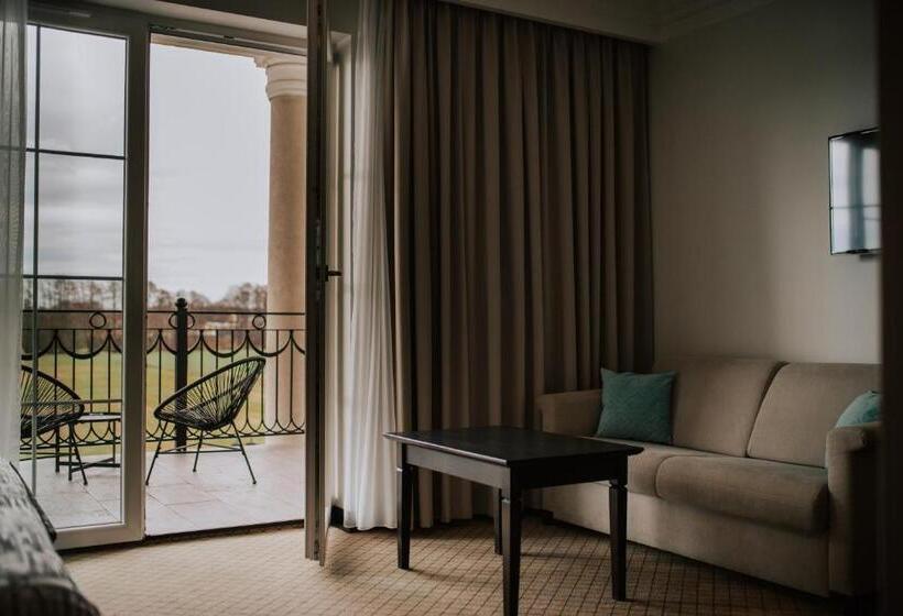 דירת חדר, Toscania