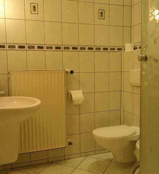 חדר דלוקס, Villamirage