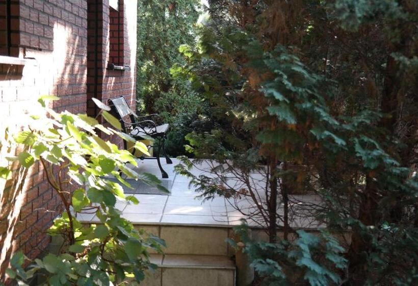 חדר סופריור, Villamirage