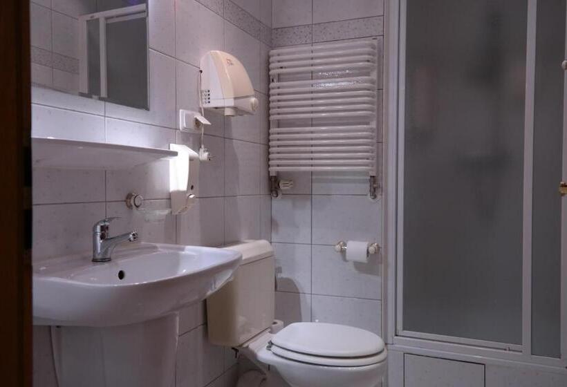 חדר סופריור, Villamirage