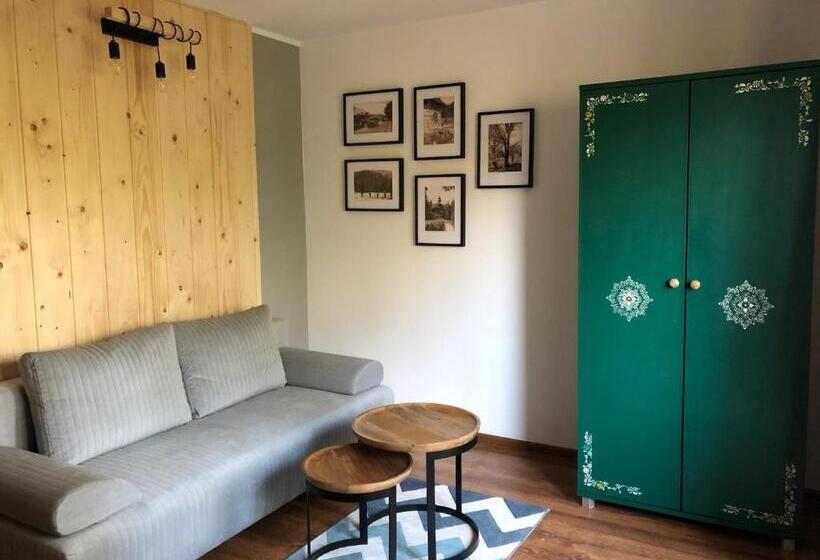 Четырехместный Номер Стандарт с Балконом, Niech To Szlak B&b