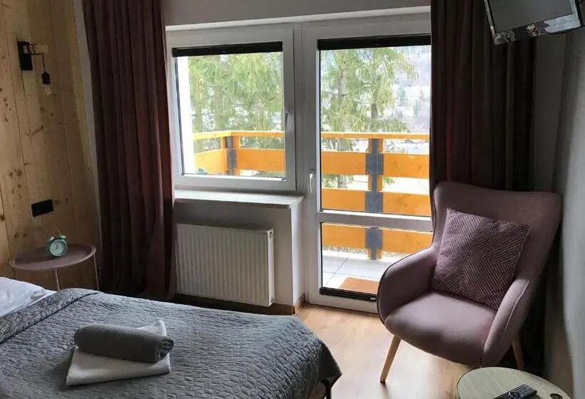 ベーシックルーム, Niech To Szlak B&b