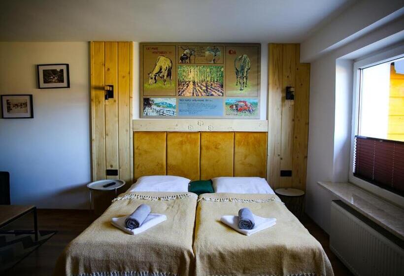 اتاق استاندارد چهار تخته, Niech To Szlak B&b