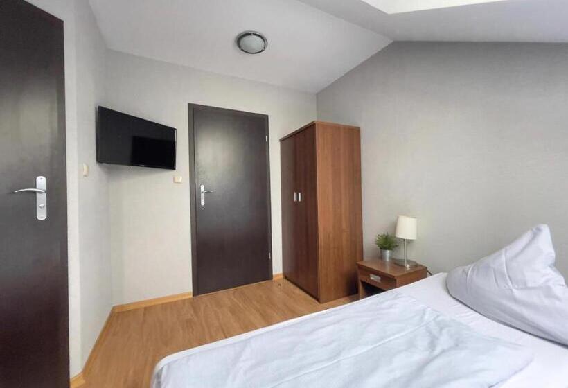 标准间, Brydar With Sauna, Swimming Pool And Jacuzzi