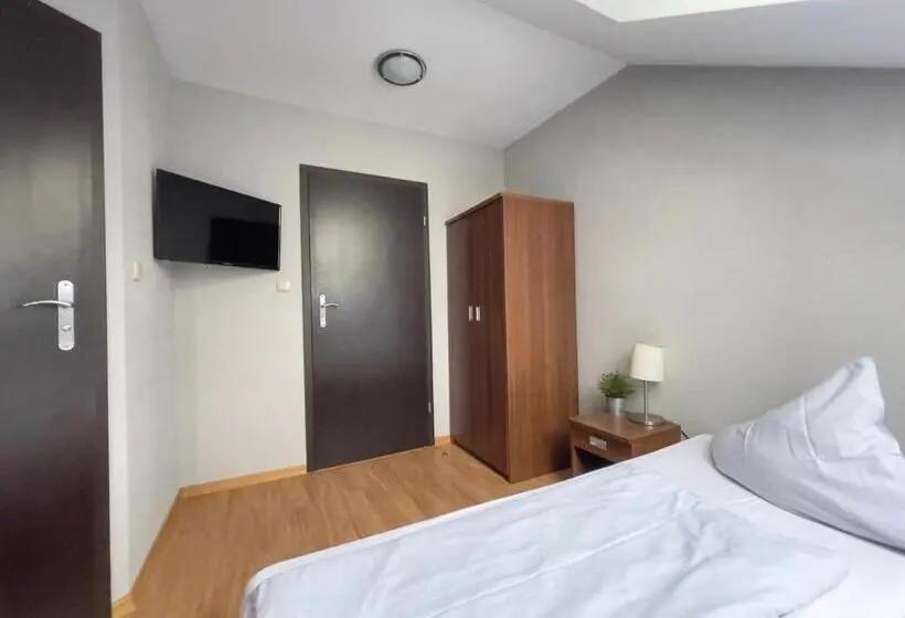 Standard-huone, Brydar With Sauna, Swimming Pool And Jacuzzi