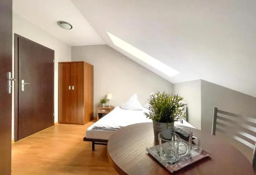 Standard-huone, Brydar With Sauna, Swimming Pool And Jacuzzi