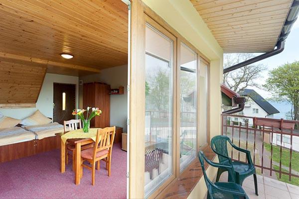 标准工作室带阳台, Dom Wczasowy Radość