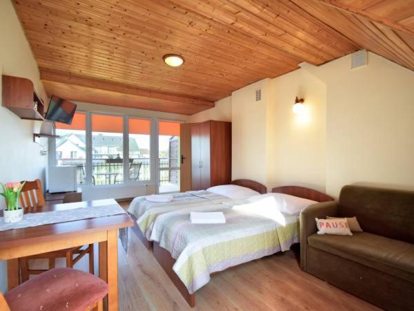 标准工作室带阳台, Dom Wczasowy Radość