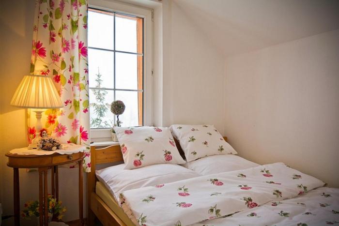 四人标准间, Gosciniec Poezja