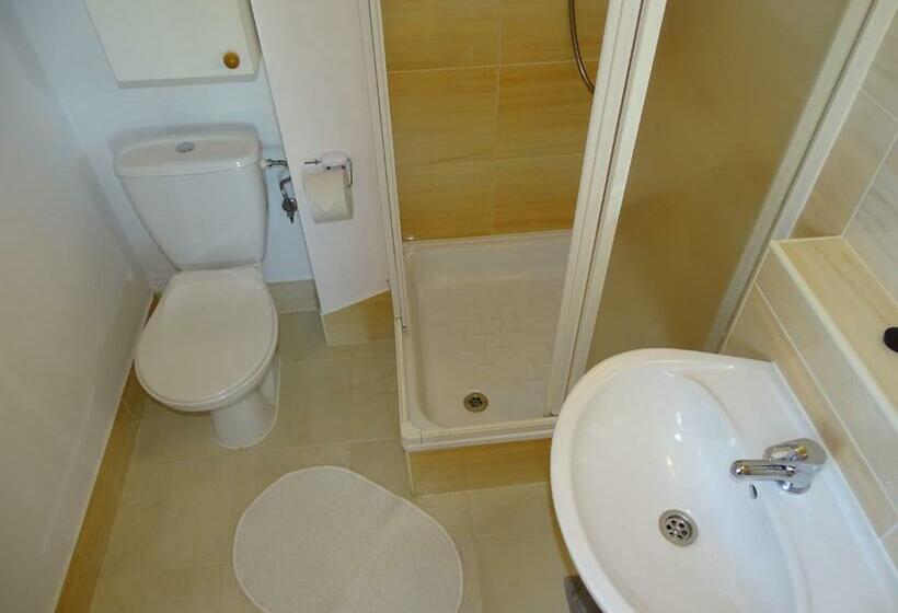 חדר סטנדרט לשלושה, Noclegi Marek I Karolina