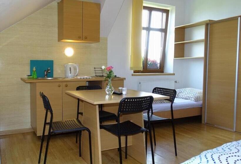 חדר סטנדרט לארבעה, Noclegi Marek I Karolina