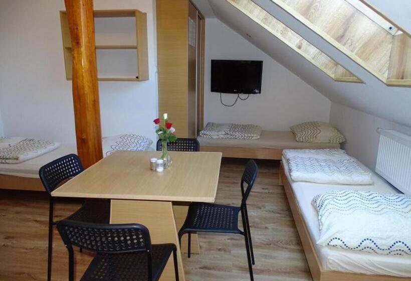 חדר סטנדרט לארבעה, Noclegi Marek I Karolina