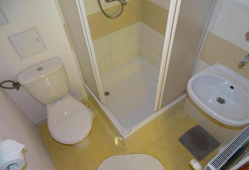 חדר סטנדרט לשלושה, Noclegi Marek I Karolina