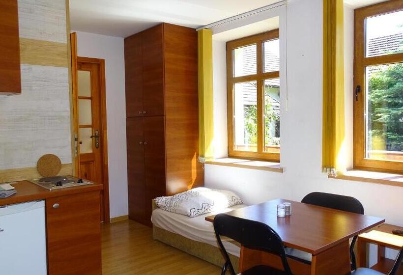 חדר סטנדרט לשלושה, Noclegi Marek I Karolina