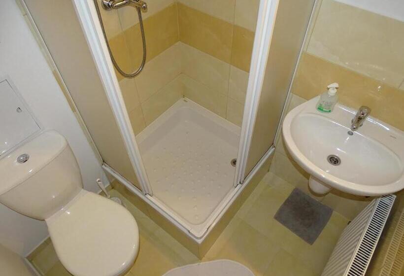 חדר סטנדרט לשלושה, Noclegi Marek I Karolina