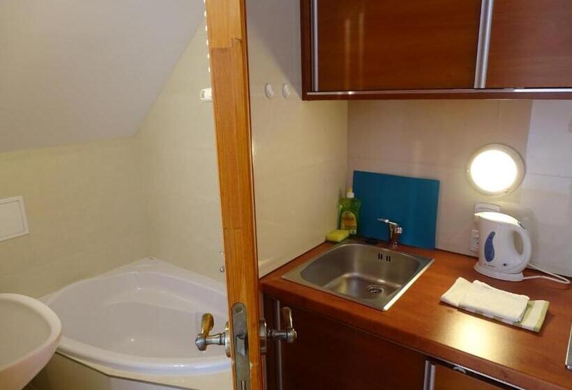 חדר סטנדרט, Noclegi Marek I Karolina