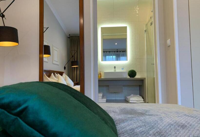 اتاق استاندارد با چشم‌انداز باغ, Oasis Resort & Spa