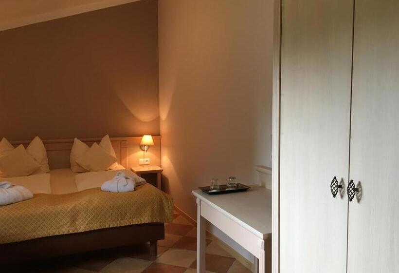 اتاق استاندارد با چشم‌انداز باغ, Oasis Resort & Spa