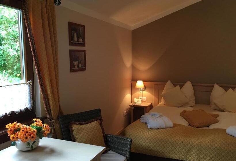 غرفة قياسية مطلّة علي الحديقة, Oasis Resort & Spa