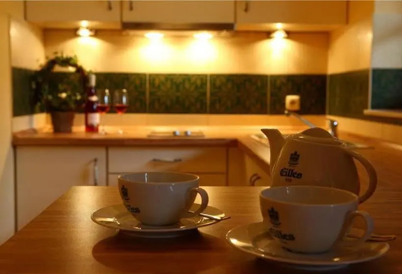 クラシックスイート, Oasis Resort & Spa