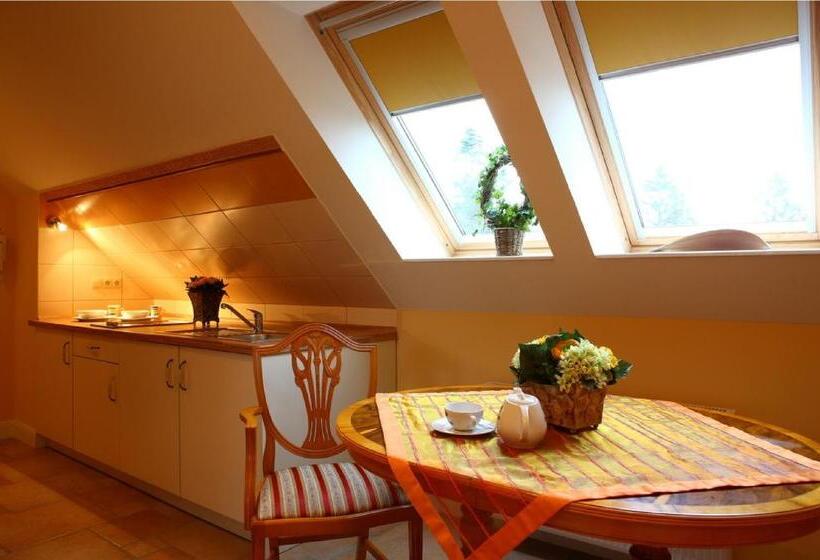 جناح ديلوكس مطل على البحر, Oasis Resort & Spa