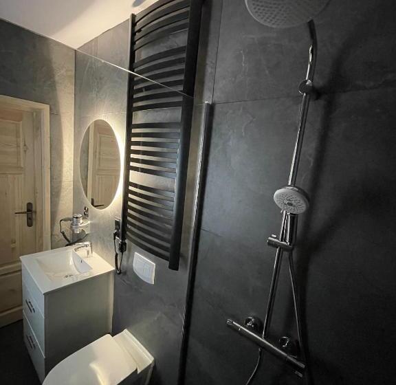 کلبه ییلاقی, Poncyljuszówka