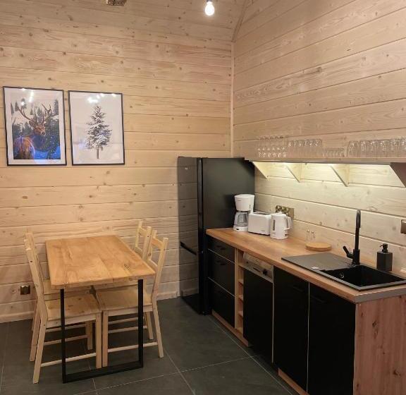 کلبه ییلاقی, Poncyljuszówka